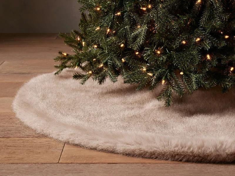 Fairbanks Faux Fur Tree Skirt