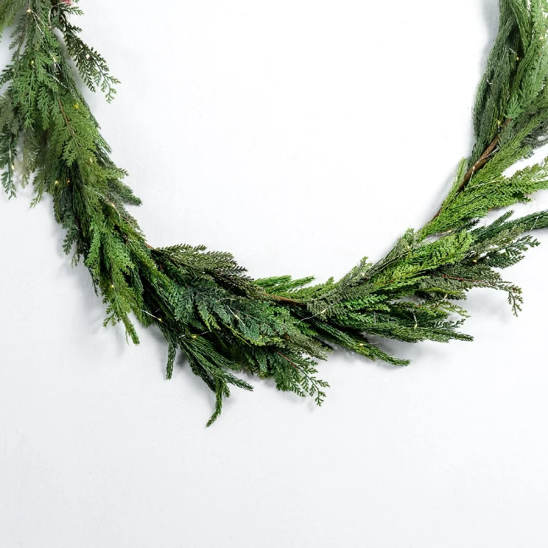 Hinoki Pre-lit Garland with Pine