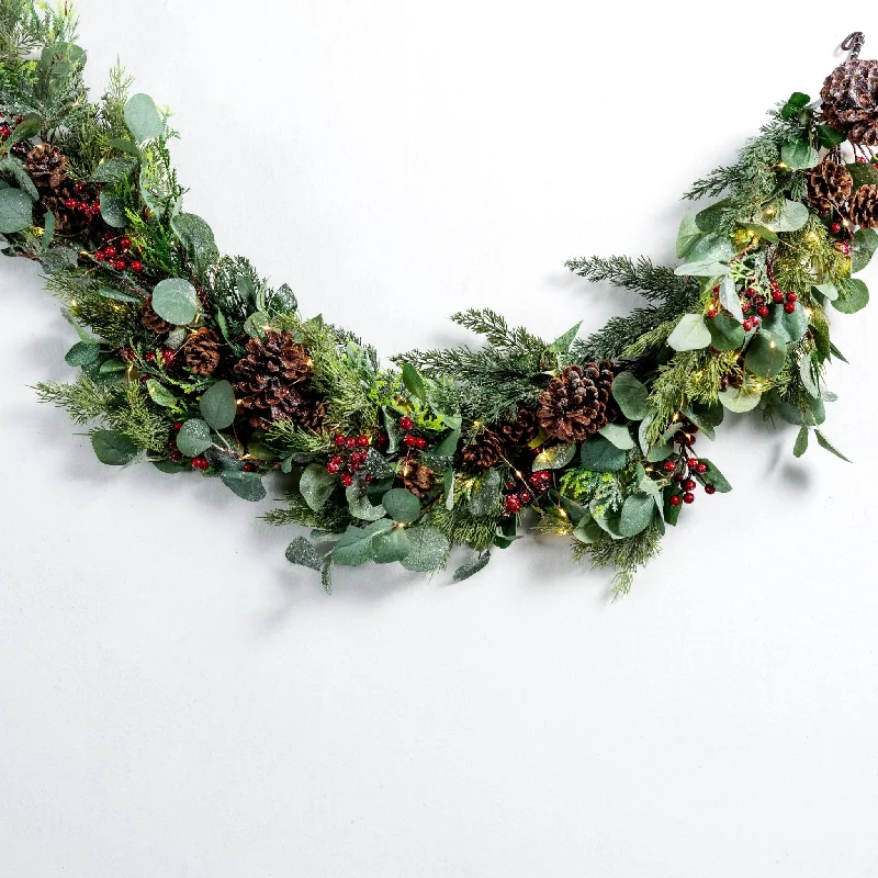 Red Winterberry & Foliage Traditional garland with LED Lights