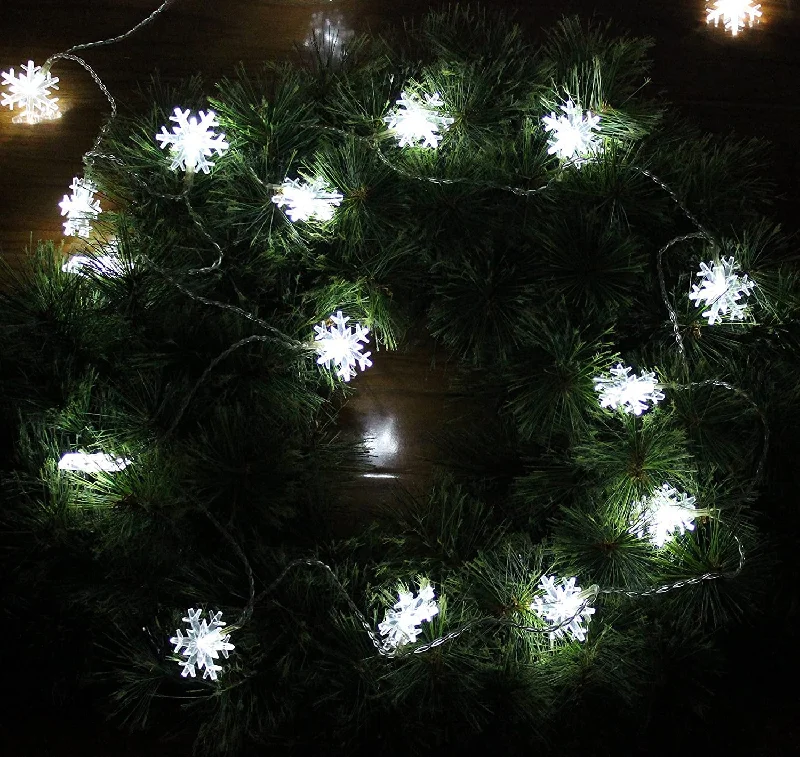 Set of 20 Battery-Operated LED Snowflake Lights